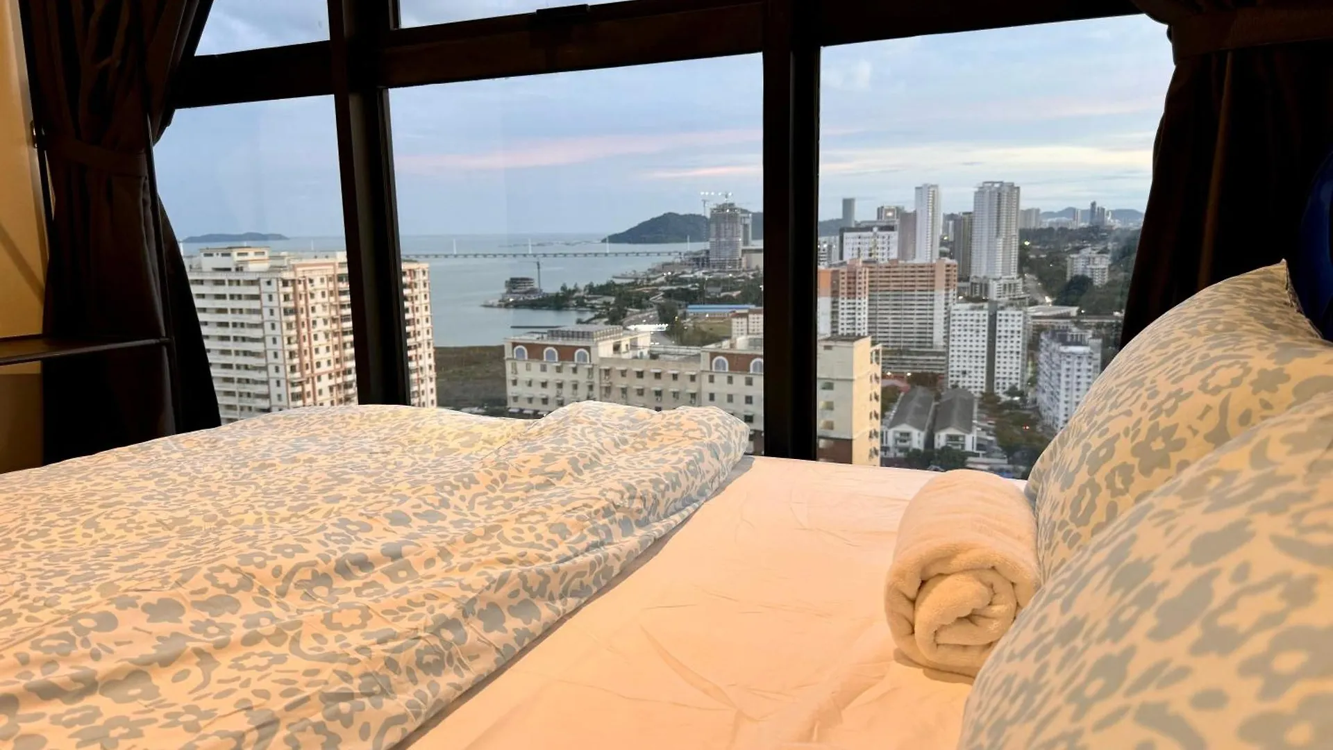 World Premium Apartment 3Br Pool Sea View Netflix Jelutong 0*,