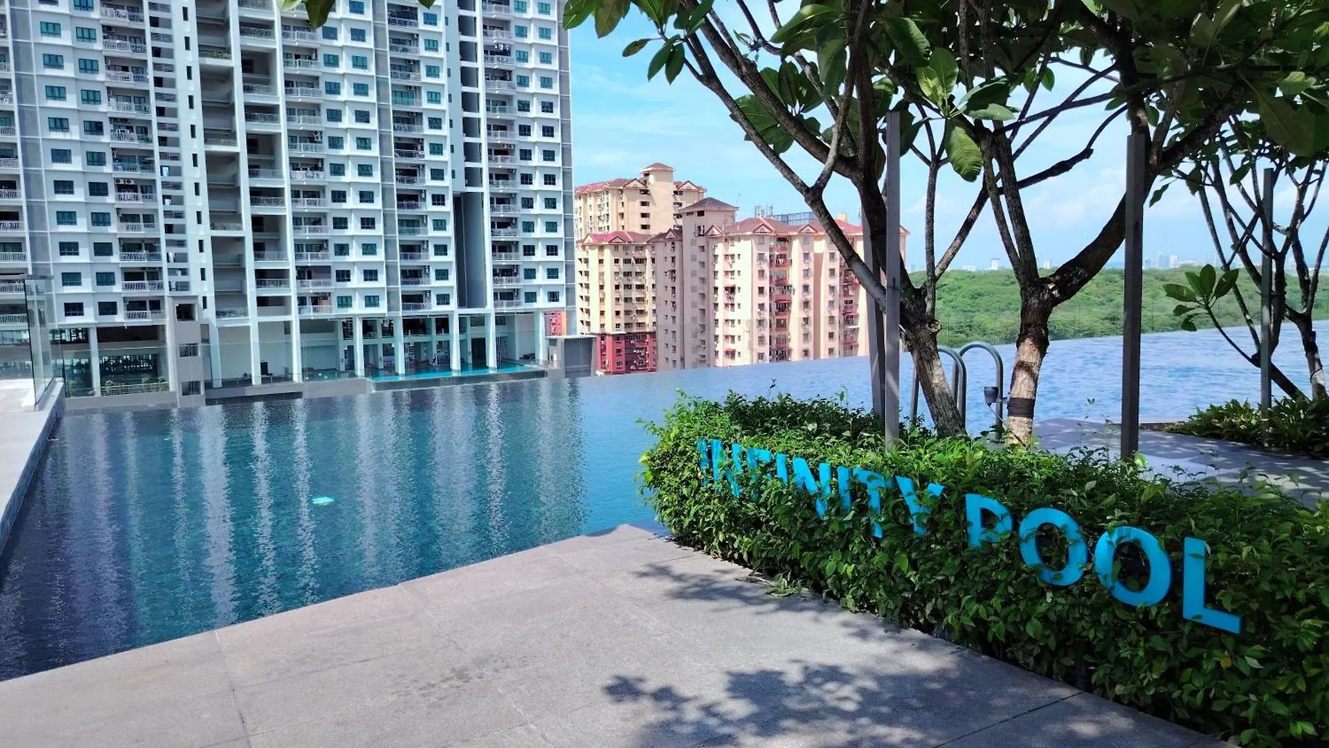 World Premium Apartment 3Br Pool Sea View Netflix Jelutong Malaisie