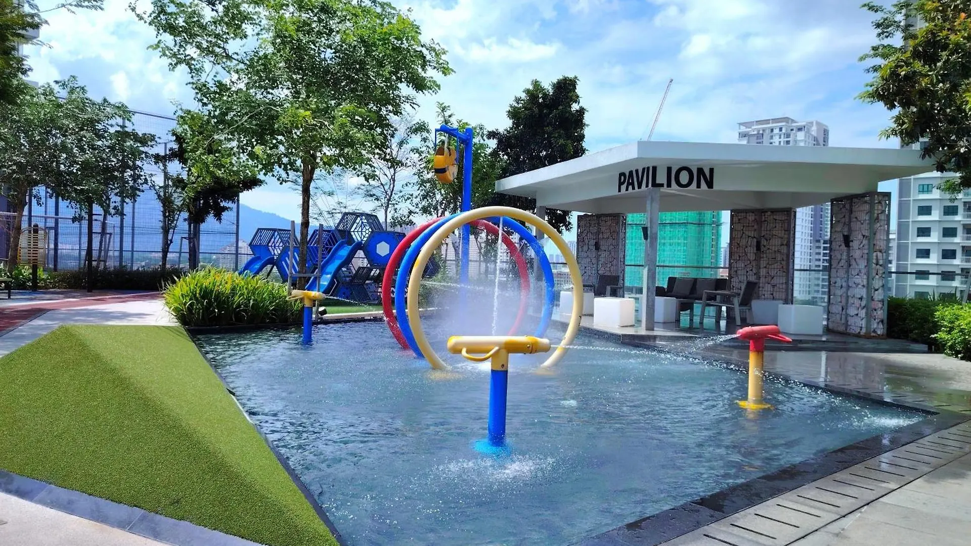 World Premium Apartment 3Br Pool Sea View Netflix Jelutong 0*,  Malaisie